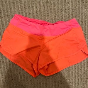 Size 6 lulu lemon speed up shorts (discontinued)